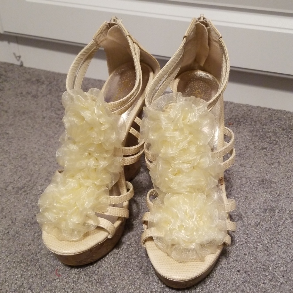 Wedges - Picture 2 of 7
